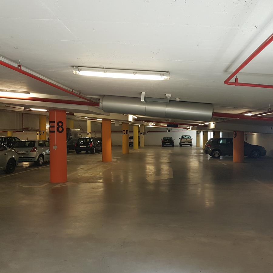 Apartment Viktor,Parking Osijek Exteriér fotografie